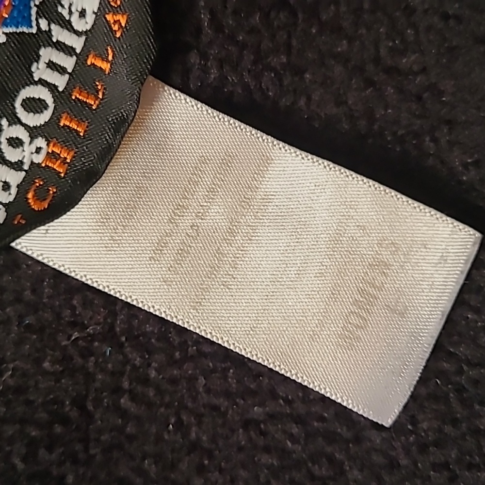 Patagonia large women's synchilla pullover snap black purple 💜 - Picture 3 of 9